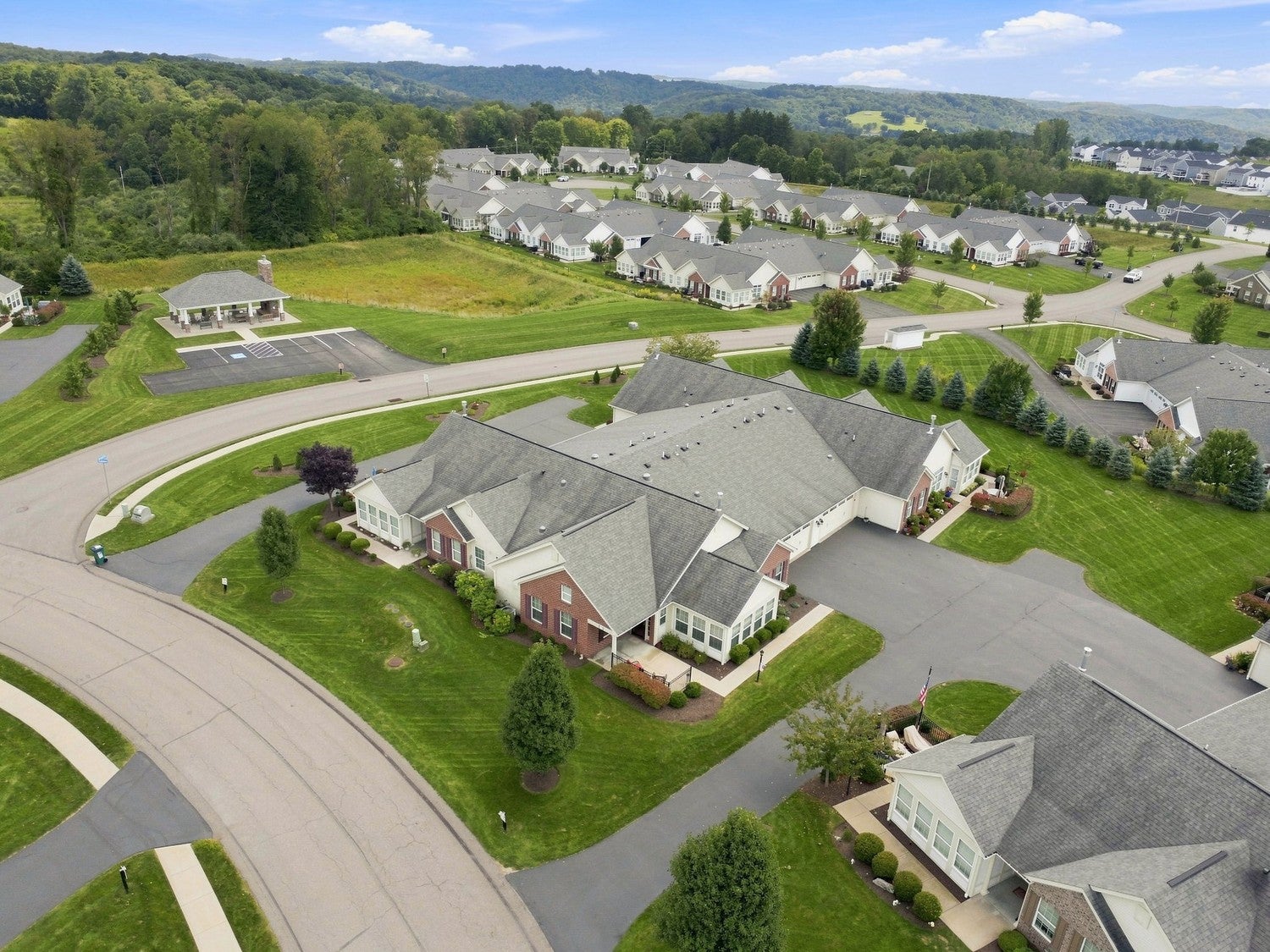 2112 Southview Dr