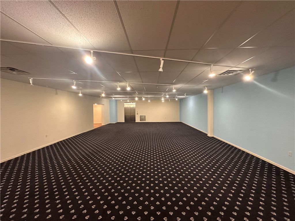 Penn Twp - But, Pennsylvania 16002, United States, ,Commercial,Active,24616