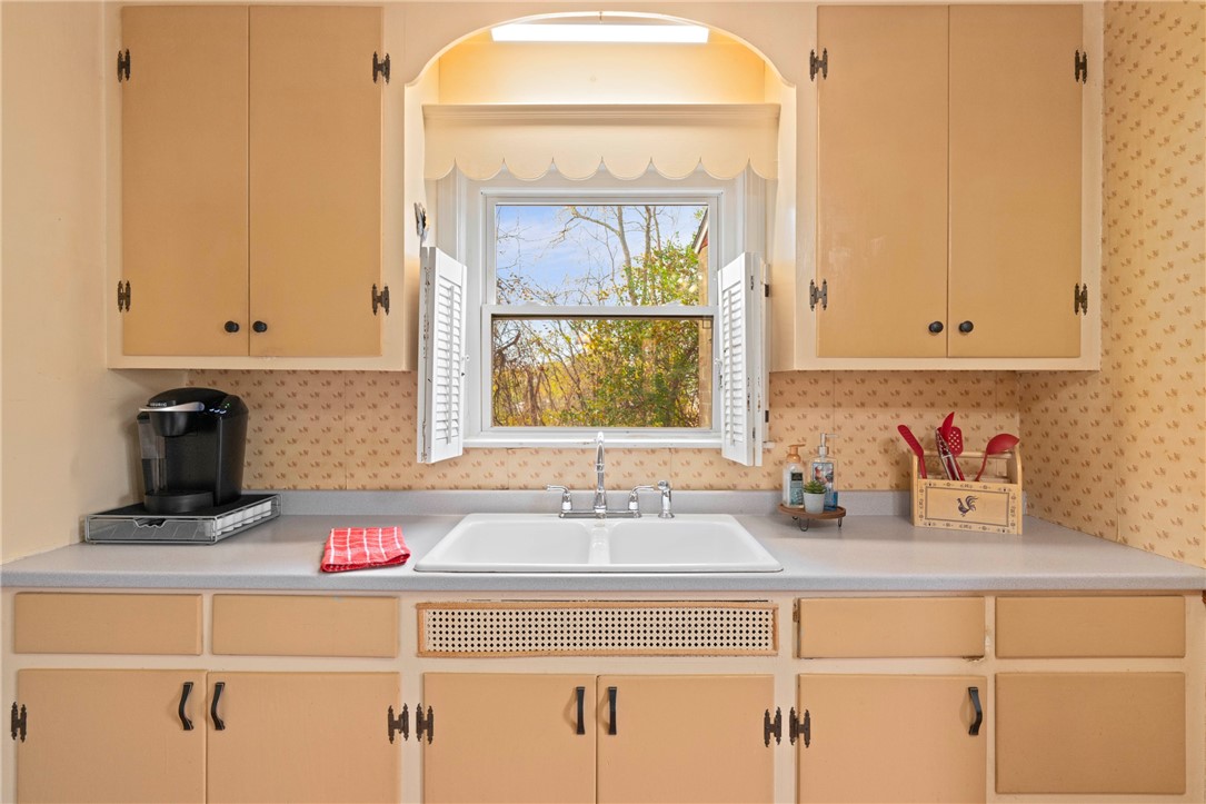 Baldwin Boro, Pennsylvania 15227, United States, 3 Bedrooms Bedrooms, ,1 BathroomBathrooms,Residential,Active,240895