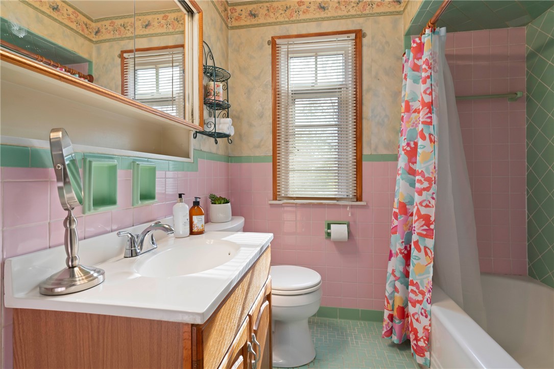 Baldwin Boro, Pennsylvania 15227, United States, 3 Bedrooms Bedrooms, ,1 BathroomBathrooms,Residential,Active,240895