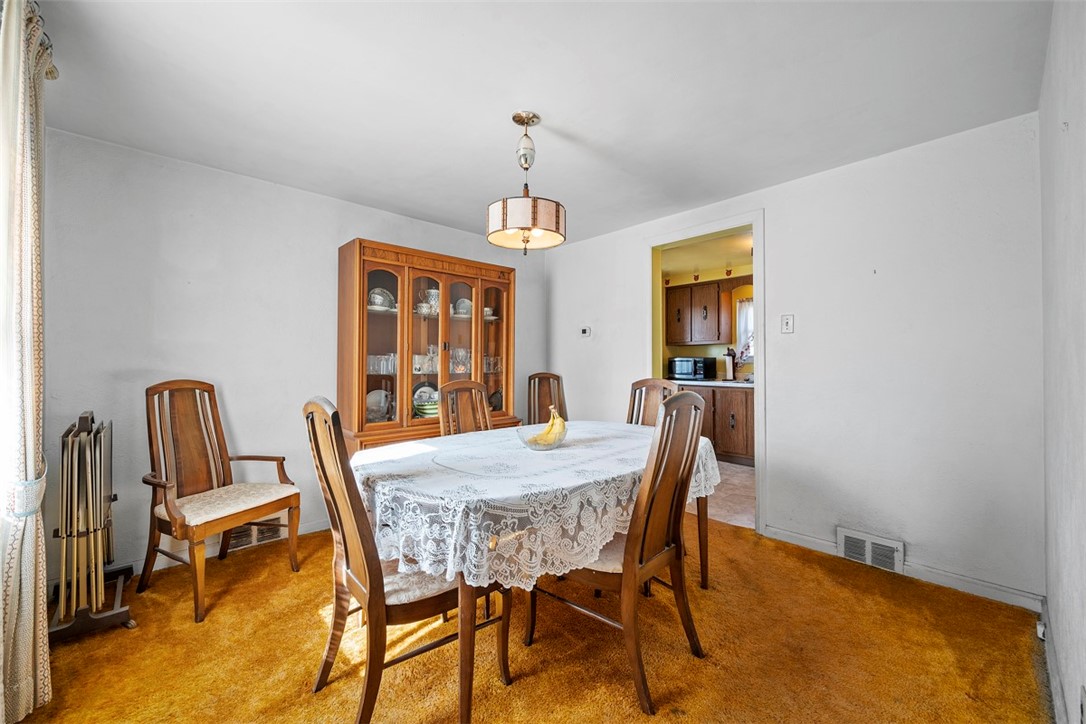 205 Cambridge Rd, Bethel Park, Pennsylvania image 8
