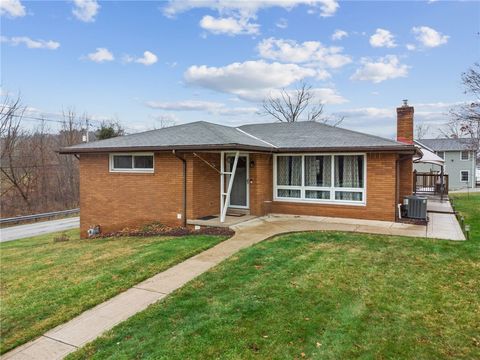 Photo of 101 Stanton Dr, New Stanton, PA 15672 (MLS # 1733426)