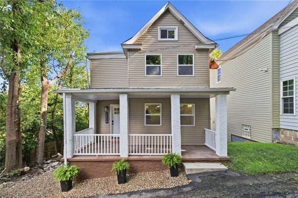 2208 LEHIGH ST, PITTSBURGH, PA 15218 - Image cbf594b97c3b855d4710e73ba684fa9e/365533113