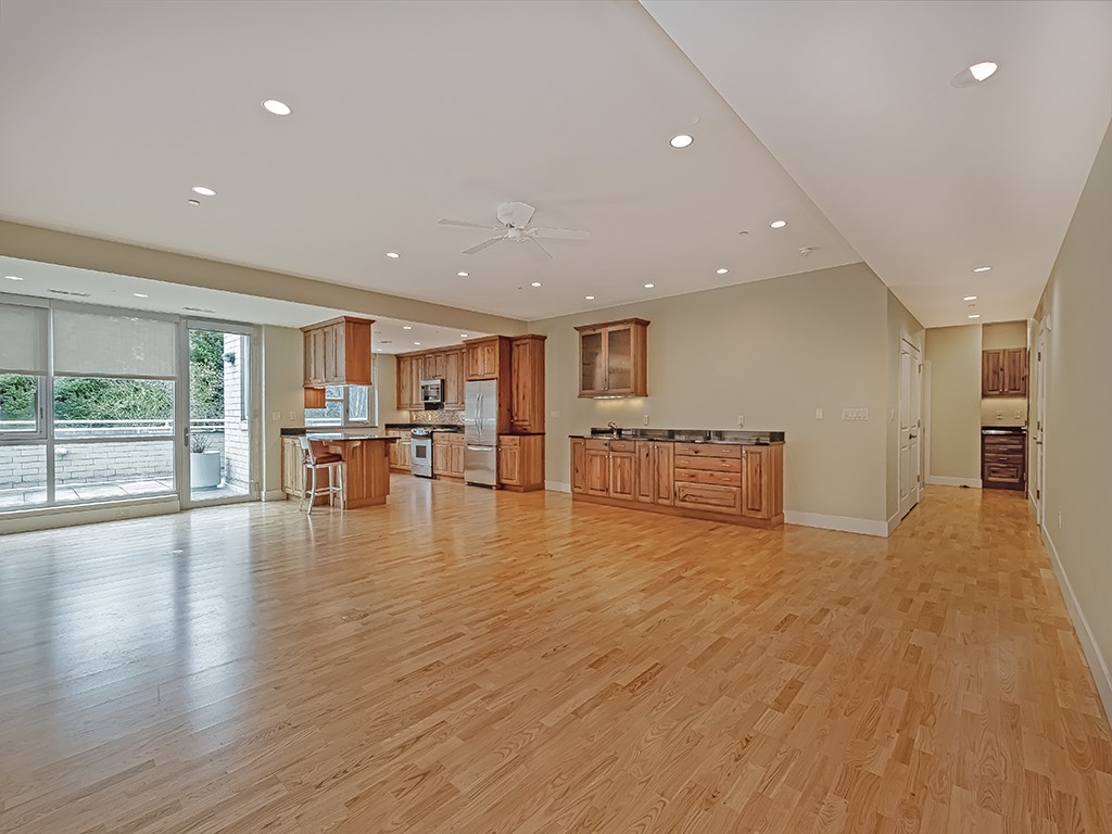 537 N Neville St St #2F, Oakland, Pennsylvania image 4