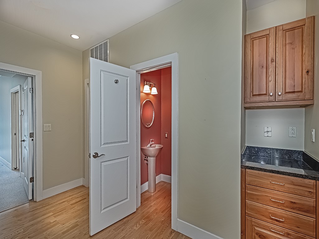 537 N Neville St St #2F, Oakland, Pennsylvania image 18