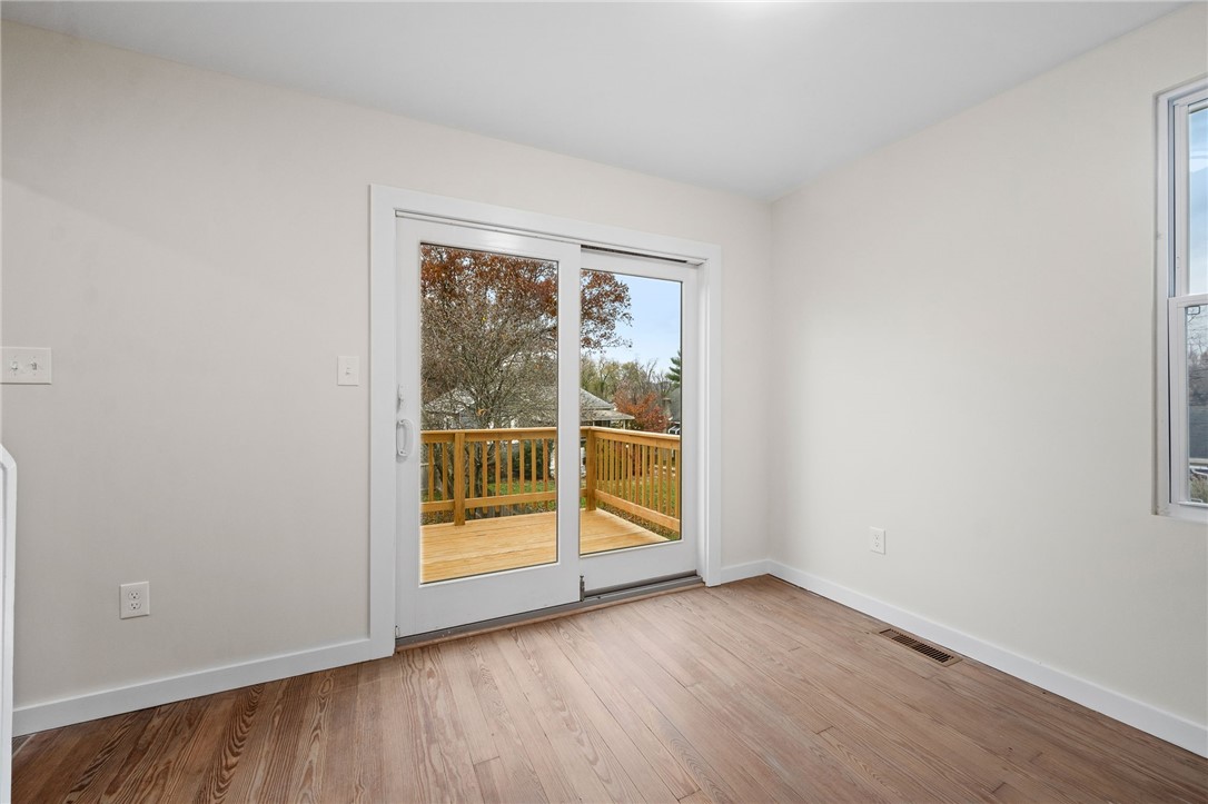 Scott Twp - Sal, Pennsylvania 15106, United States, 3 Bedrooms Bedrooms, ,2 BathroomsBathrooms,Residential,Active,34180