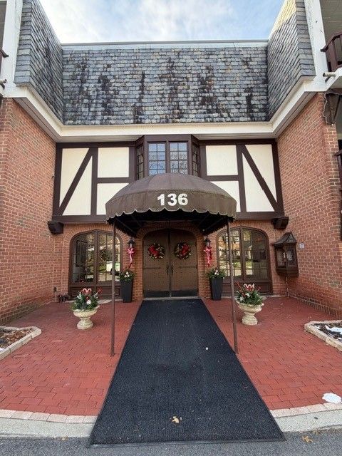 Photo of 136 Centennial Ave #102, Sewickley, PA 15143 (MLS # 1735494)