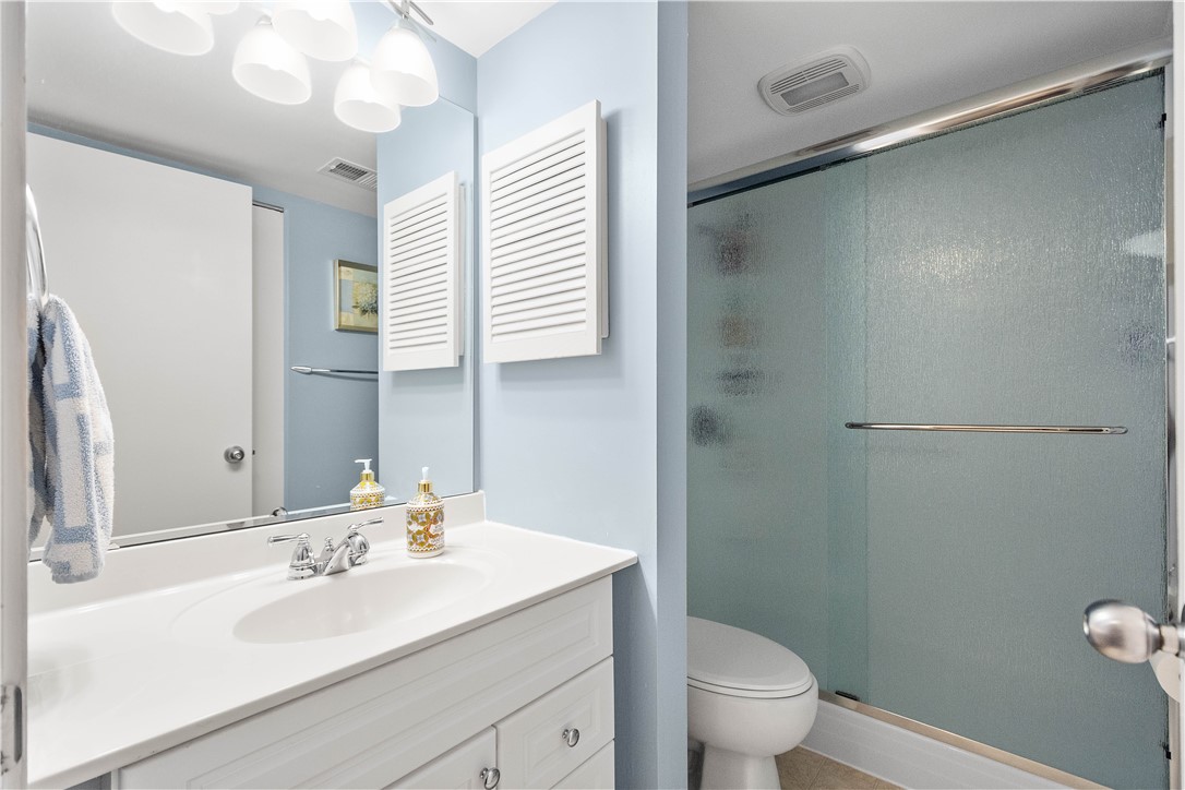 Scott Twp - Sal, Pennsylvania 15220, United States, 2 Bedrooms Bedrooms, ,1 BathroomBathrooms,Residential,Active,121208