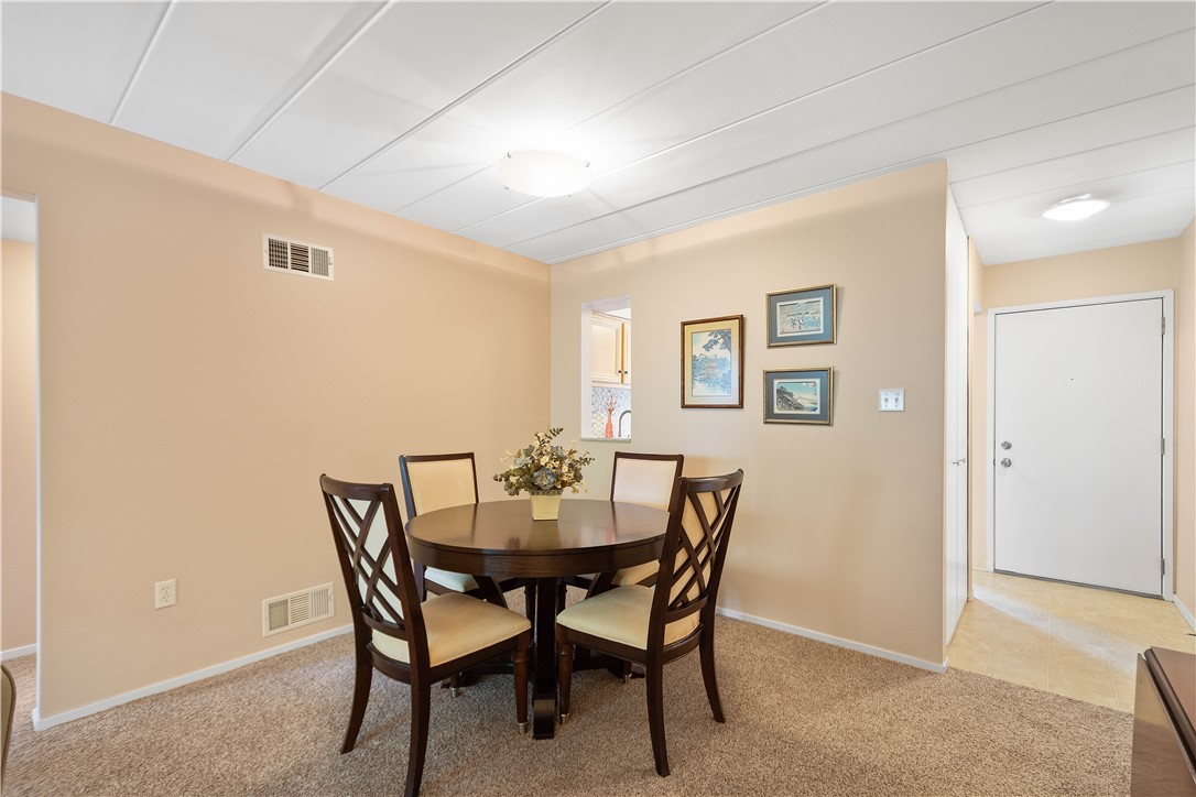 Scott Twp - Sal, Pennsylvania 15220, United States, 2 Bedrooms Bedrooms, ,1 BathroomBathrooms,Residential,Active,121208