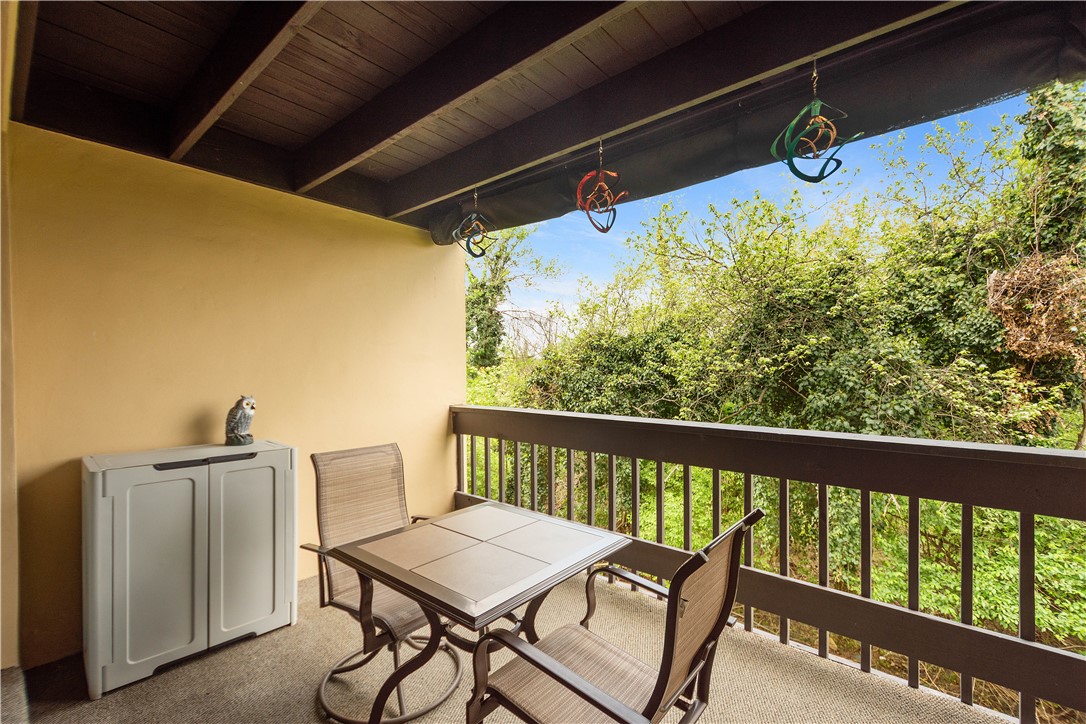 Scott Twp - Sal, Pennsylvania 15220, United States, 2 Bedrooms Bedrooms, ,1 BathroomBathrooms,Residential,Active,121208