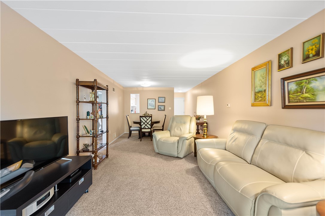 Scott Twp - Sal, Pennsylvania 15220, United States, 2 Bedrooms Bedrooms, ,1 BathroomBathrooms,Residential,Active,121208