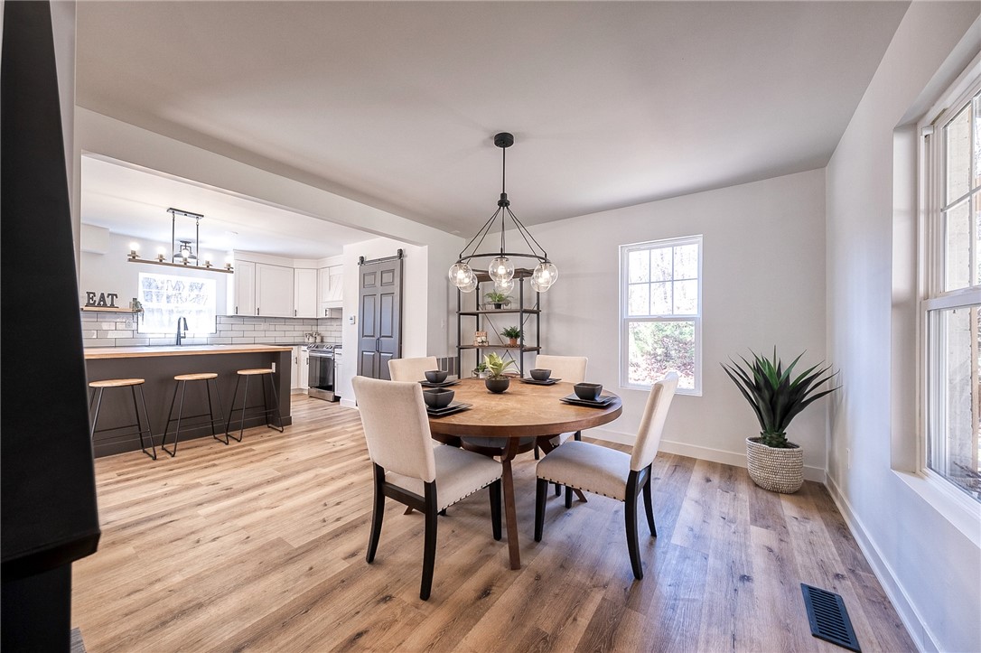 Cranberry Twp, Pennsylvania 16066, United States, 4 Bedrooms Bedrooms, ,3 BathroomsBathrooms,Residential,Active,92020