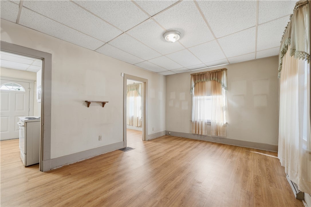 332 Giffin Ave