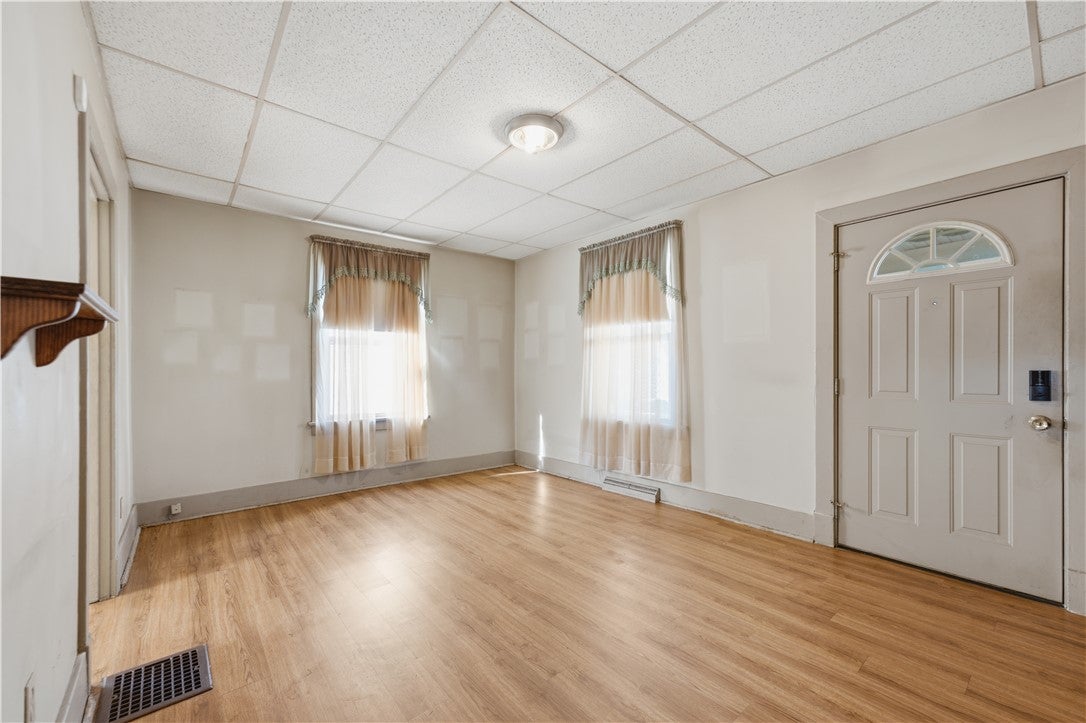 332 Giffin Ave