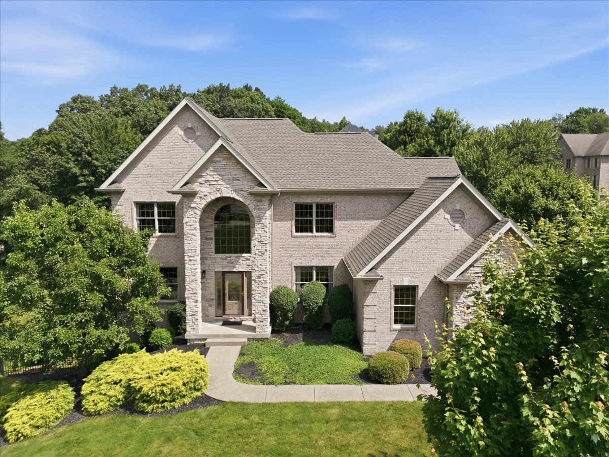807 Cavan Drive