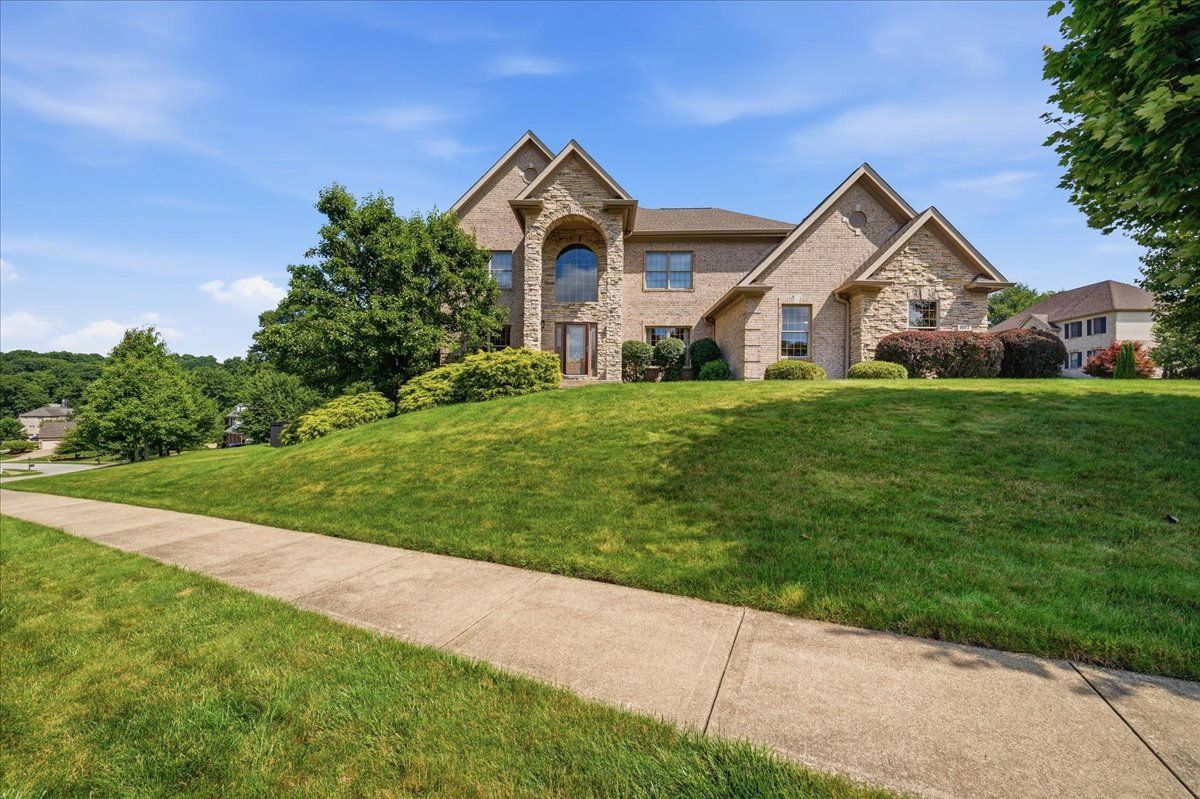 807 Cavan Drive