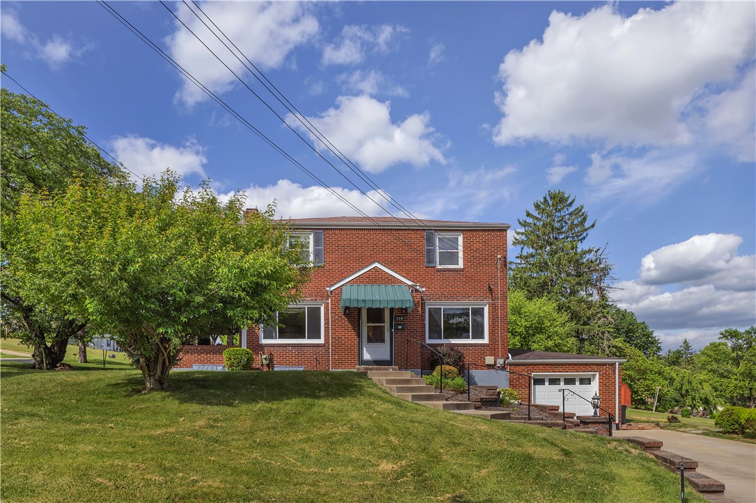 320 Pinevue Dr
