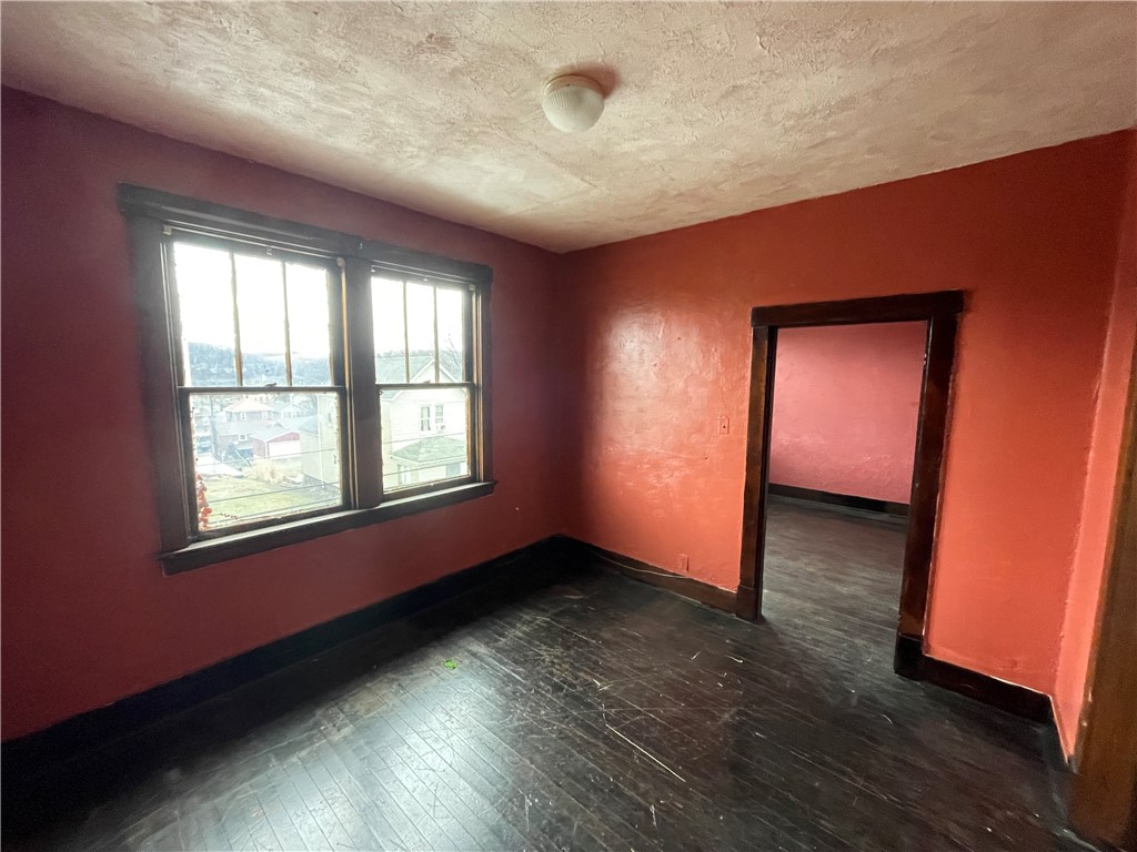 427 N 4th Street St, Clairton, Pennsylvania image 7