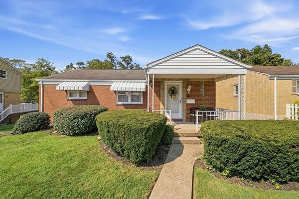 335 ROOSEVELT AVE, MC KEES ROCKS, PA 15136 - Image ccf1b7a228e591892fd8e49d8c4e9a0e/1153856108