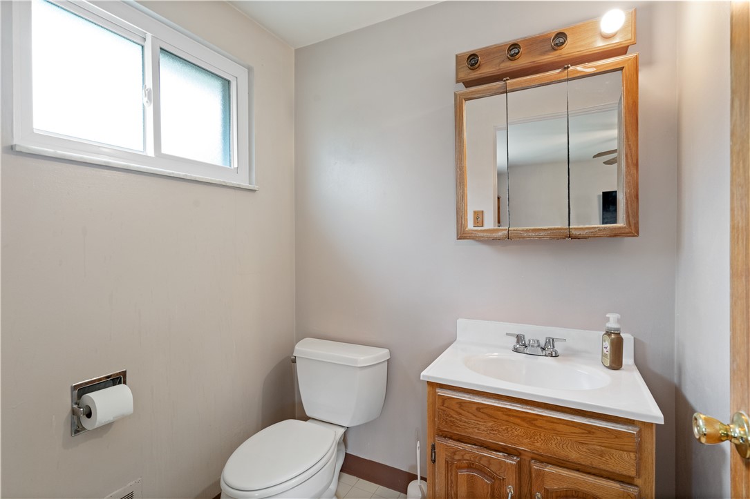 549 Dunn Dr Dr, Whitehall, Pennsylvania image 18