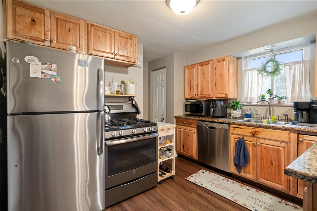 549 Dunn Dr Dr, Whitehall, Pennsylvania image 11