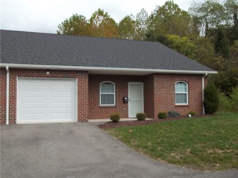 Photo of 201 Adia Lane Ave, New Kensington, PA 15068 (MLS # 1725421)