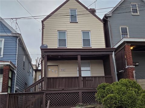 Photo of 902 Gibson St, Pittsburgh, PA 15220 (MLS # 1745509)