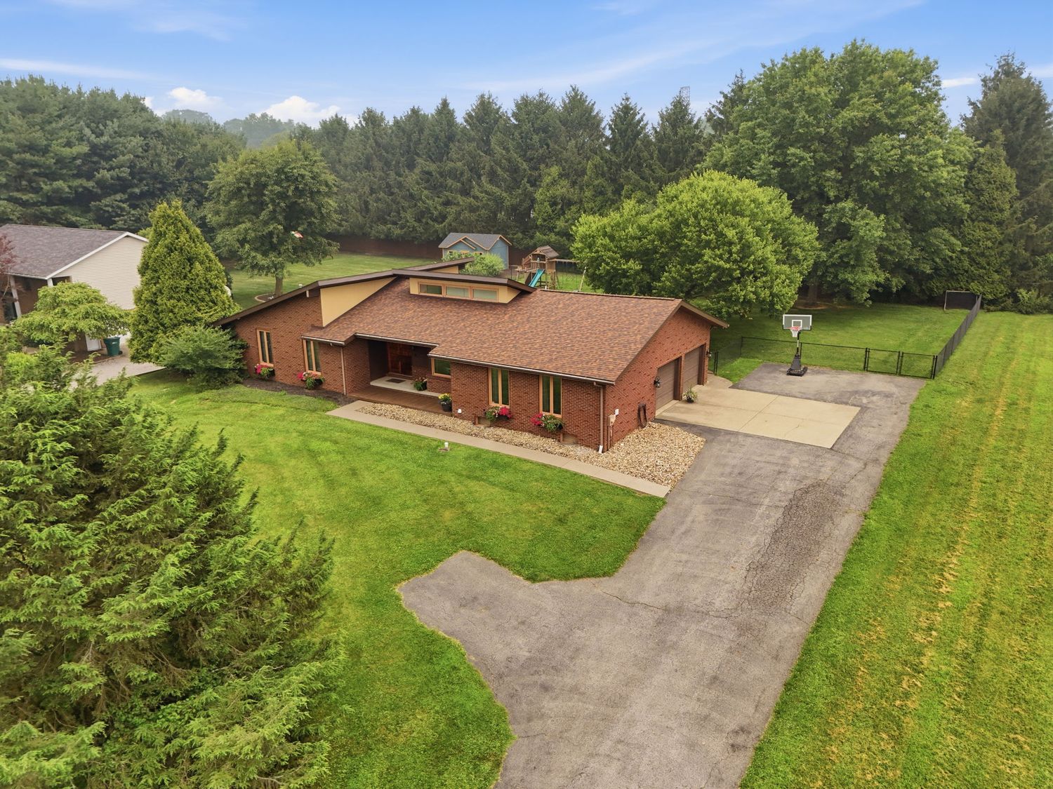 235 Henricks Road