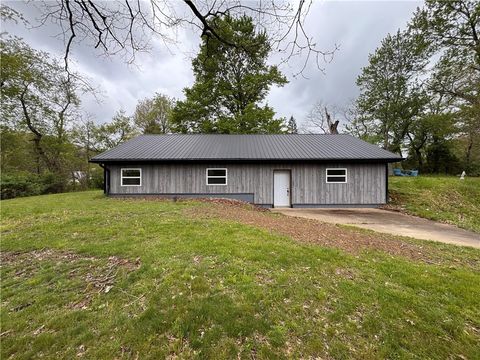 Photo of 11 Old Saxonburg Blvd, Tarentum, PA 15084 (MLS # 1751700)
