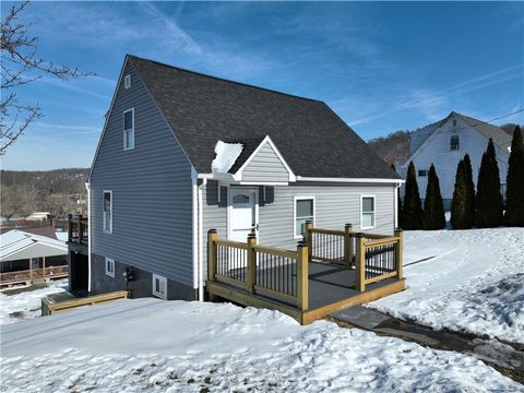 Photo of 77 Walnut Street, Clarksville, PA 15322 (MLS # 1739941)