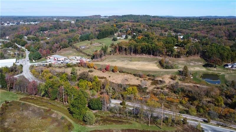Lot 4 Mars-Evans City Rd