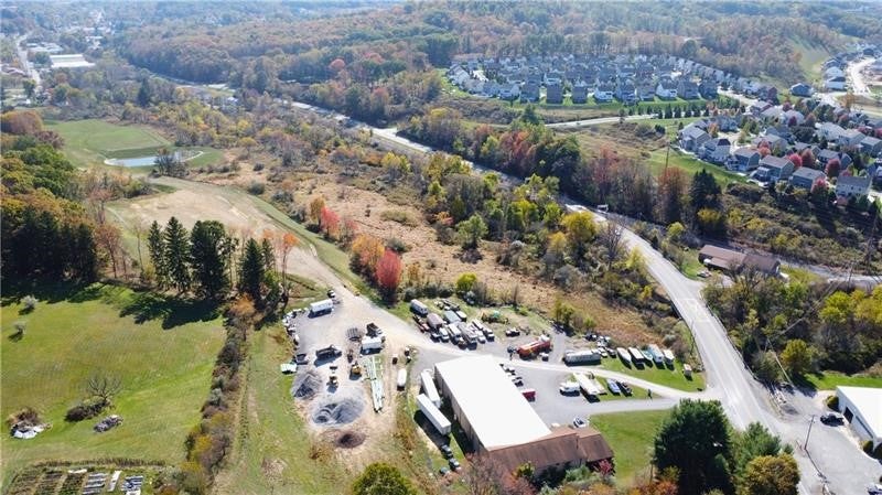 Lot 4 Mars-Evans City Rd