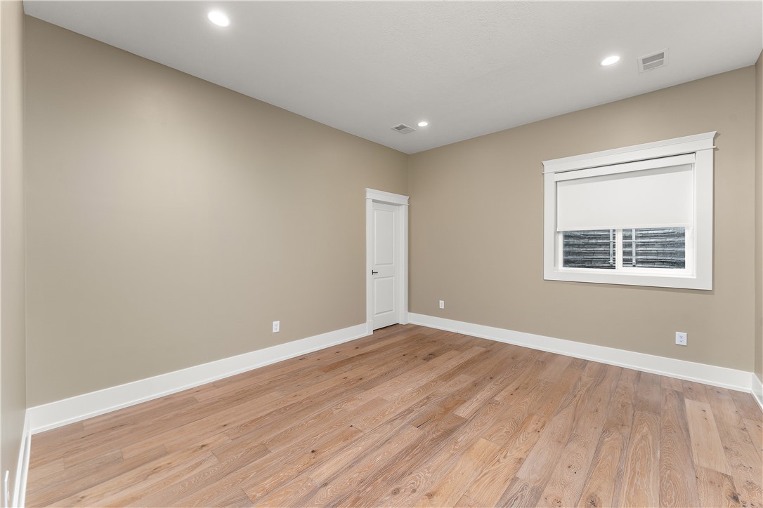 Marshall, Pennsylvania 15005, United States, 6 Bedrooms Bedrooms, ,6 BathroomsBathrooms,Residential,Active,212810