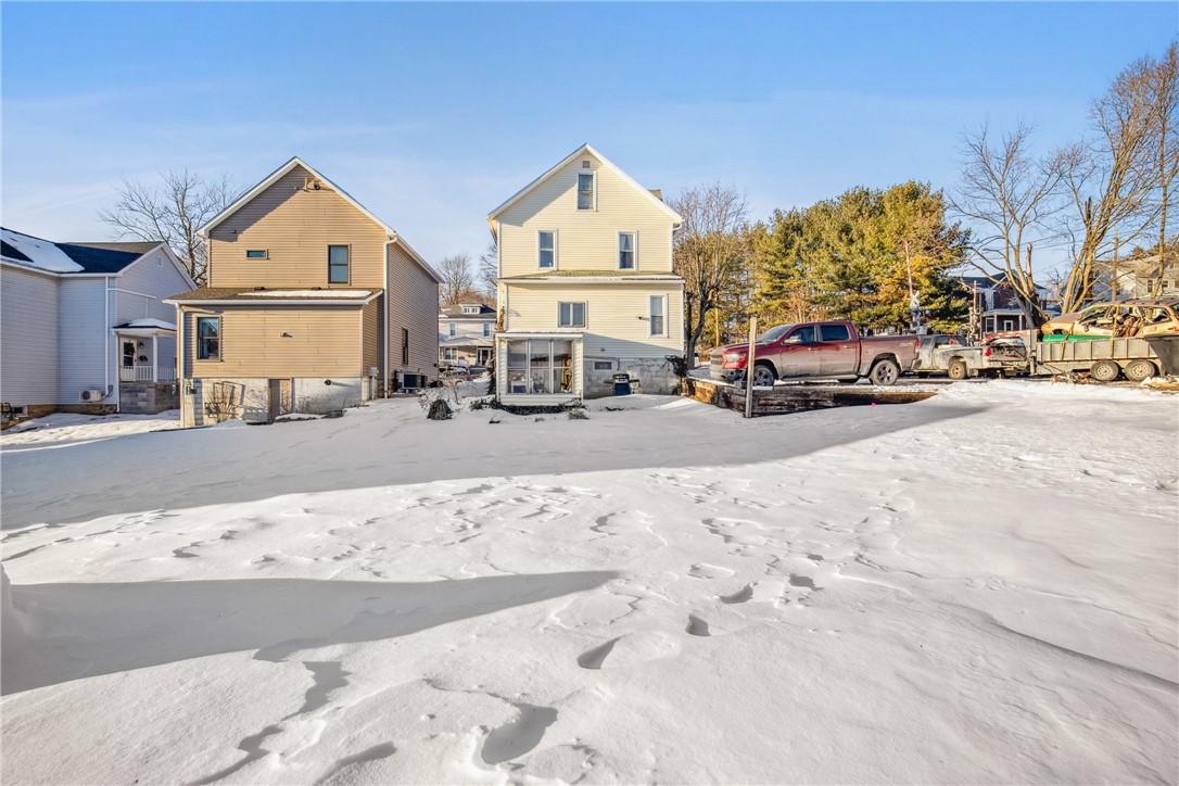 Meyersdale Boro, Pennsylvania 15552, United States, 4 Bedrooms Bedrooms, ,2 BathroomsBathrooms,Residential,Pending,12858