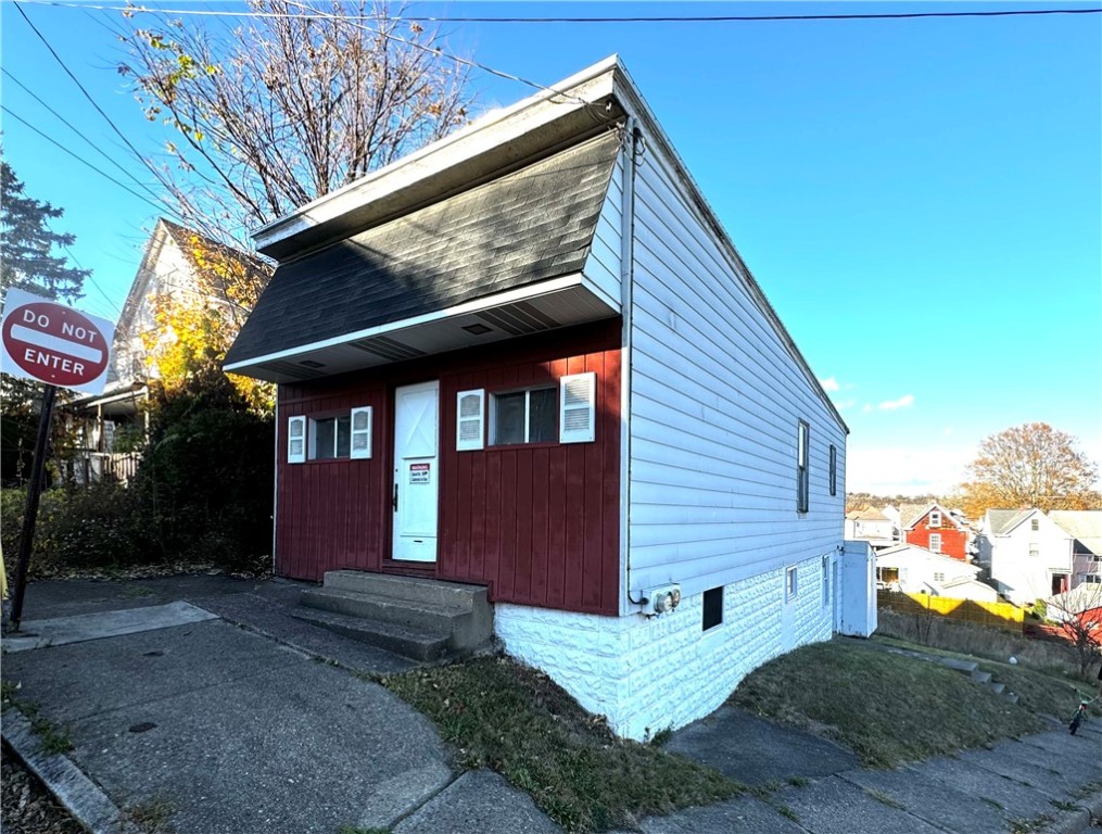 1 Aliquippa Ave