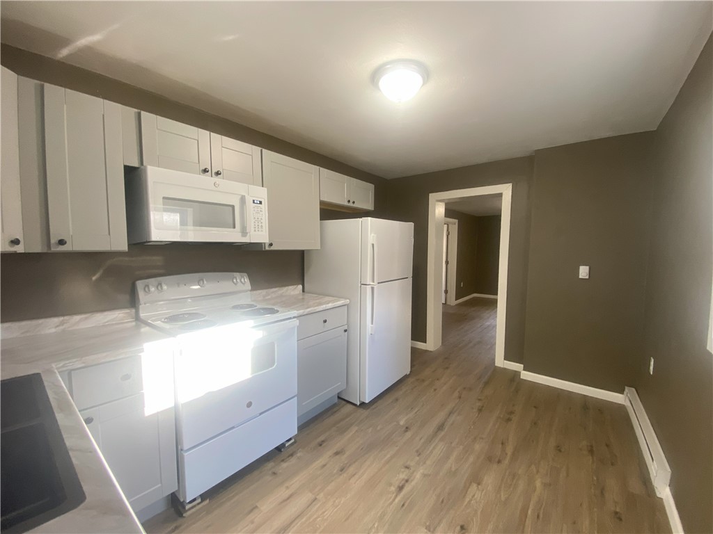 Connellsville, Pennsylvania 15683, United States, 1 Bedroom Bedrooms, ,1 BathroomBathrooms,Residential,Active,26917