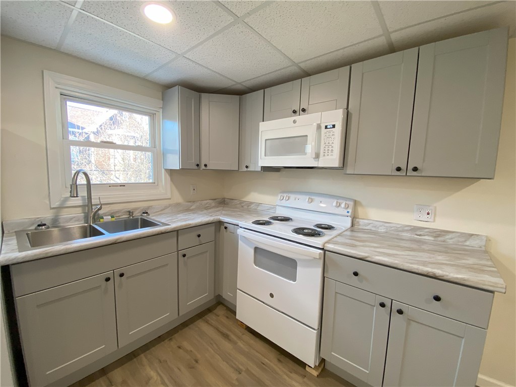Connellsville, Pennsylvania 15683, United States, 1 Bedroom Bedrooms, ,1 BathroomBathrooms,Residential,Active,26917