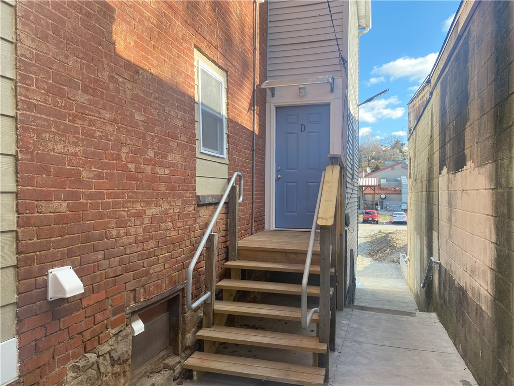 Connellsville, Pennsylvania 15683, United States, 1 Bedroom Bedrooms, ,1 BathroomBathrooms,Residential,Active,26917