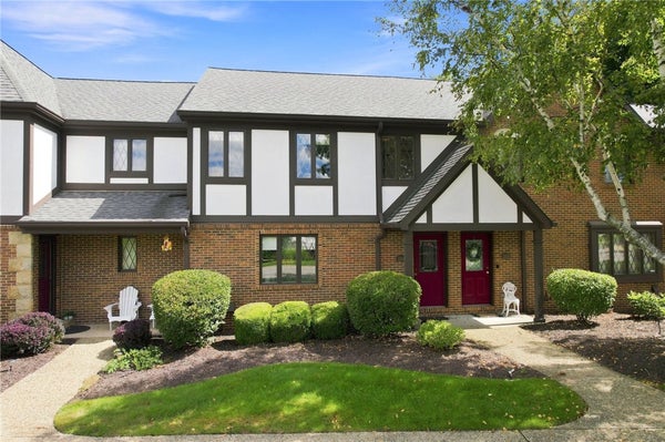 1606 STONE MANSION DR, SEWICKLEY, PA 15143 - Image cda6a8e6f83625bfbe00cd5250daa006/2760876362
