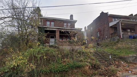 Photo of 123 E Kennedy Ave, Pittsburgh, PA 15214 (MLS # 1731598)