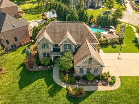200 Emerson Pines Dr Cranberry Twp PA 16066
