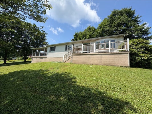 94 HILL TOP DR, REYNOLDSVILLE, PA 15851 - Image cdce9ea47ab34e1def7eef3f7da13cbb/3428140392