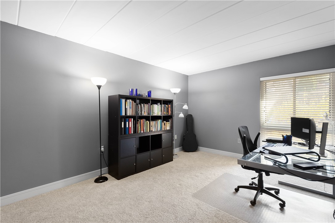 Scott Twp - Sal, Pennsylvania 15220, United States, 2 Bedrooms Bedrooms, ,1 BathroomBathrooms,Residential,Active,97105