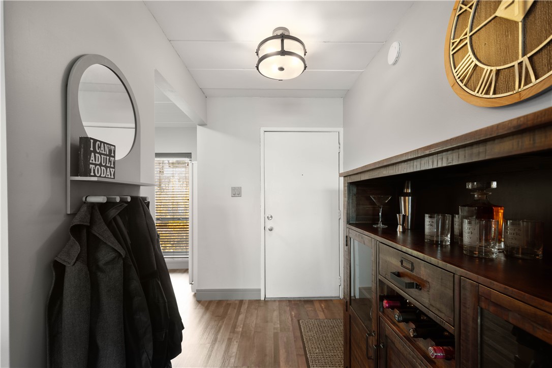 Scott Twp - Sal, Pennsylvania 15220, United States, 2 Bedrooms Bedrooms, ,1 BathroomBathrooms,Residential,Active,97105