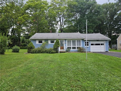 Photo for 555 N Maple