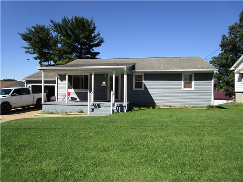 Homes For Sale - 408 Indiana Ave. Ave<br/> Farrell, PA 16121