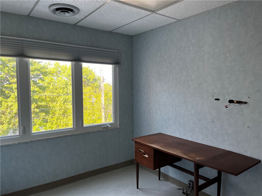 Mt Lebanon, Pennsylvania 15228, United States, ,Residential,Active,243129