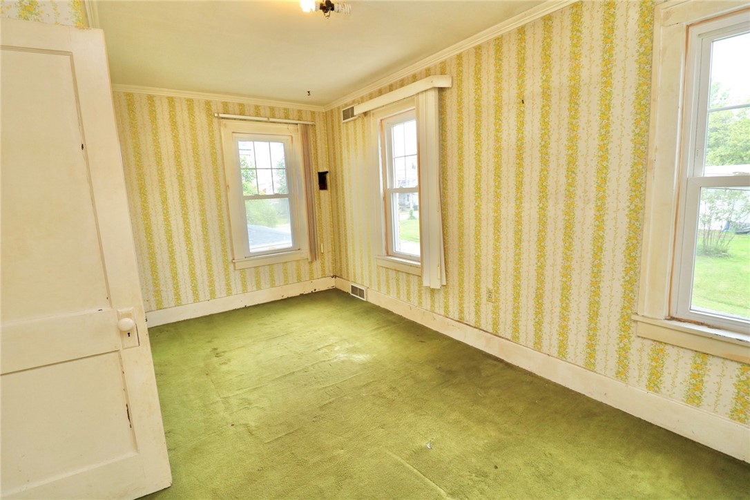 581 Adams St Ext, Rochester, Pennsylvania image 17