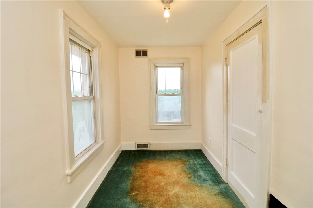 581 Adams St Ext, Rochester, Pennsylvania image 20