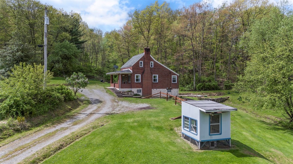 135 Erbes Ln